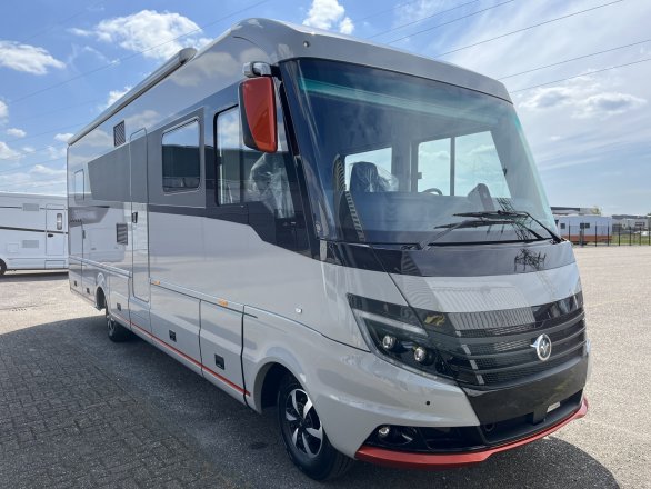 Niesmann+Bischoff Flair 920 ER 210pk Aut Retarder Zonder Hefbed