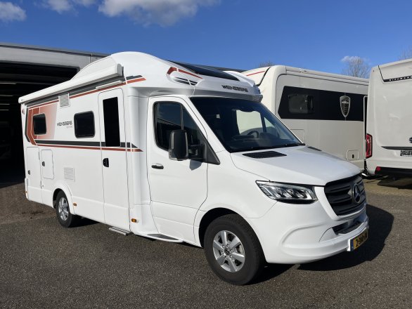 Weinsberg Cara Compact Suite Edition +Hefbed Mercedes Sprinter 170pk Automaat 4 persoons