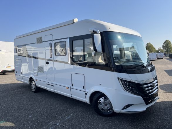Niesmann+Bischoff Arto 76E 3.0 Automaat Lengte bedden + Bovenkasten