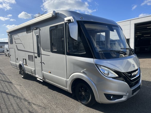 Hymer B 780 ML i Mercedes 177pk Automaat Hefbed ALDE Airco Sat Solar