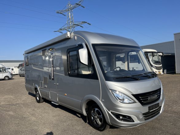 Hymer B 704 SL 177pk Aut Levelsysteem Hefbed Leder Standkachel