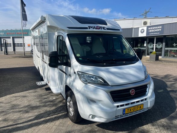 Carthago CHIC C-LINE T 4.9 Automaat Levelsysteem